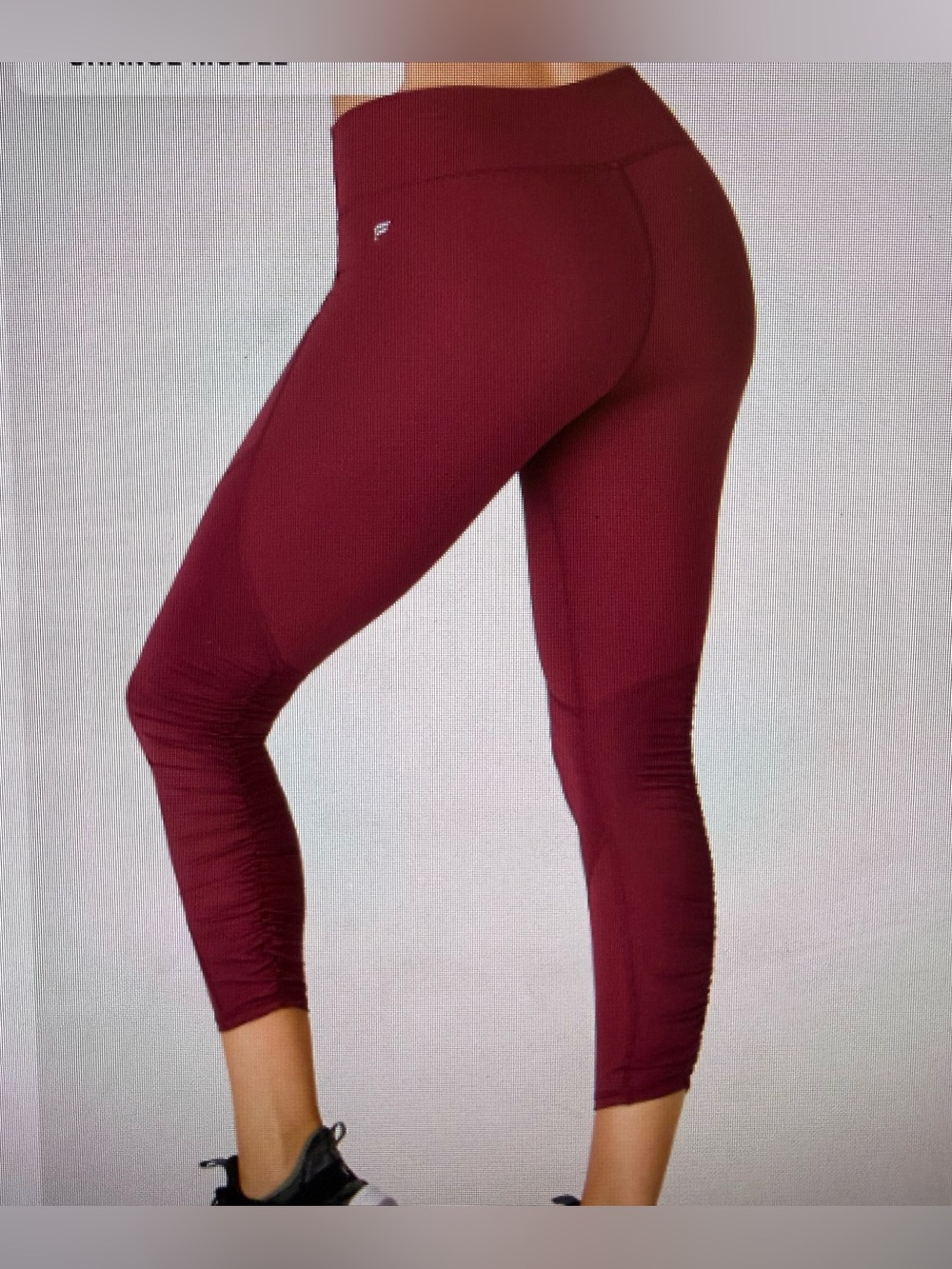 Fabletics PureLuxe Deep Wine Mid Rise 7/8 Ruched Leggings Womens M EUC